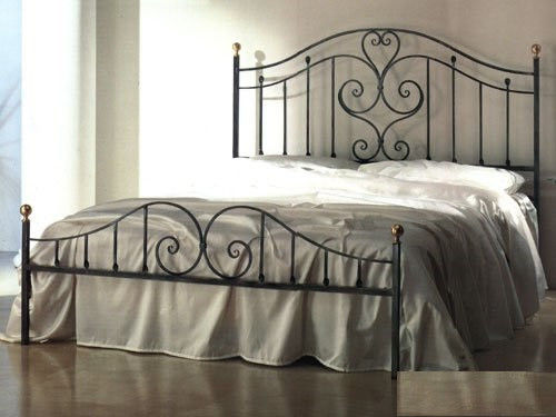 Кованая кровать 2001-106 - 1110 руб. в размере 160х200