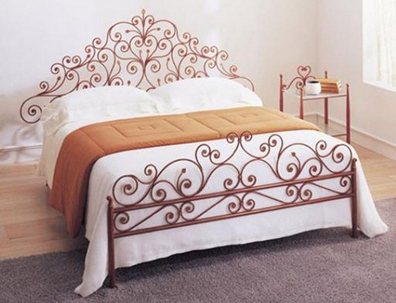 Кованая кровать 2001-11 - 1530 руб. в размере 160х200