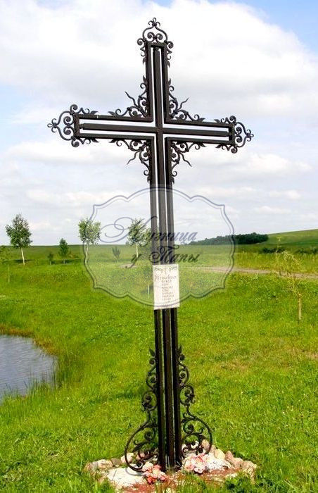 Кованый крест на могилу К-329 - 550 руб.