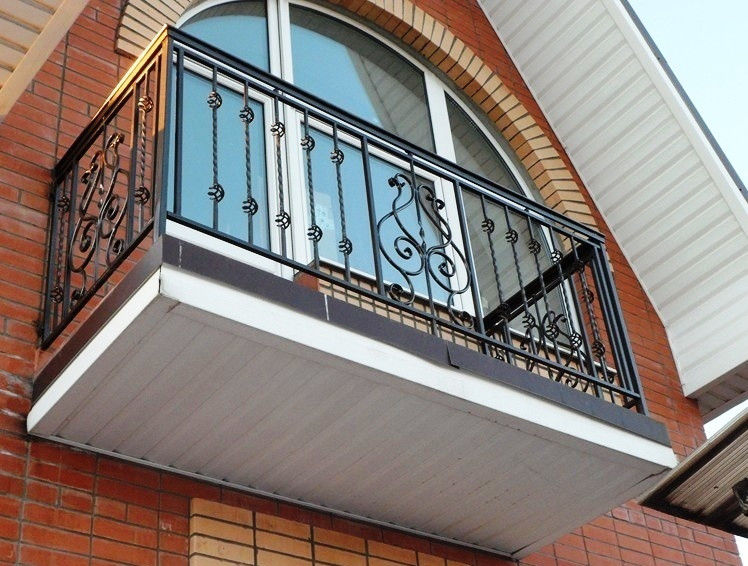 Кованые балконные перила 1-03013 - 229 руб. за м.кв.