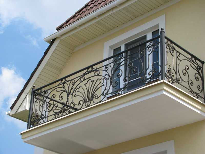 Кованые балконные перила 1-03037 - 306 руб. за м.кв.
