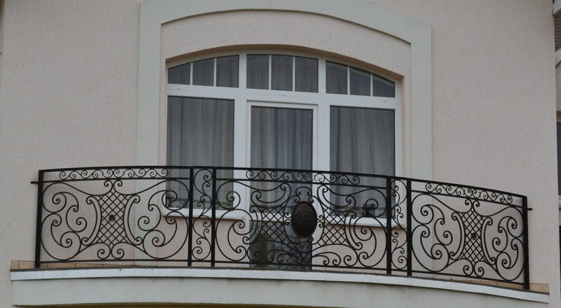 Кованые балконные перила 1-03046 - 317 руб. за м.кв.