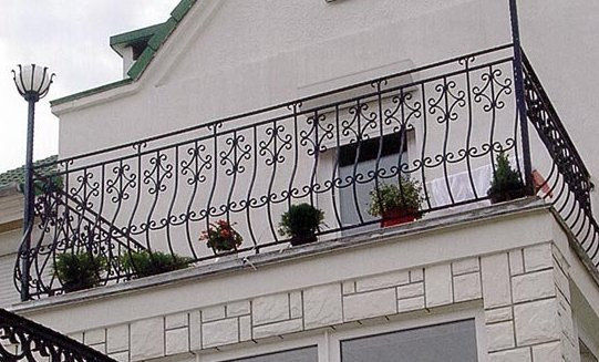 Кованые балконные перила 1-03049 - 317 руб. за м.кв.
